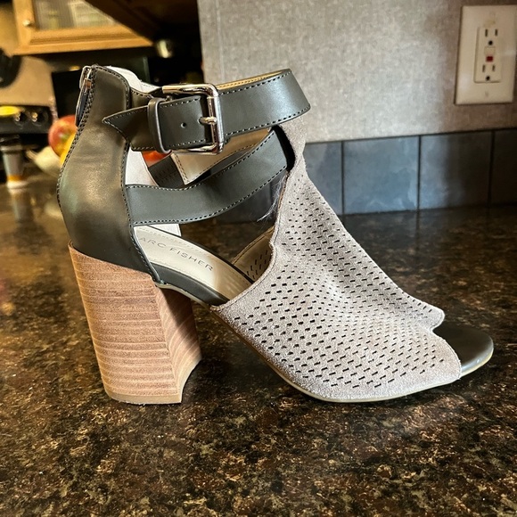 Marc Fisher Taupe Peep-Toe Block Heels - Picture 8 of 8